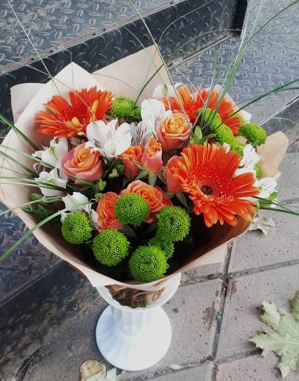 Букет цветов из: Герберы, Хризантемы, Альстромерии и Розы в Обушково
