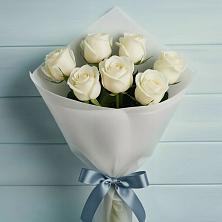 Букет 7 Белых роз Эдлесс Лав в Обушково