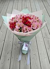 Букет цветов из:  Альстромерии #REPLACE_PRED# Обушково