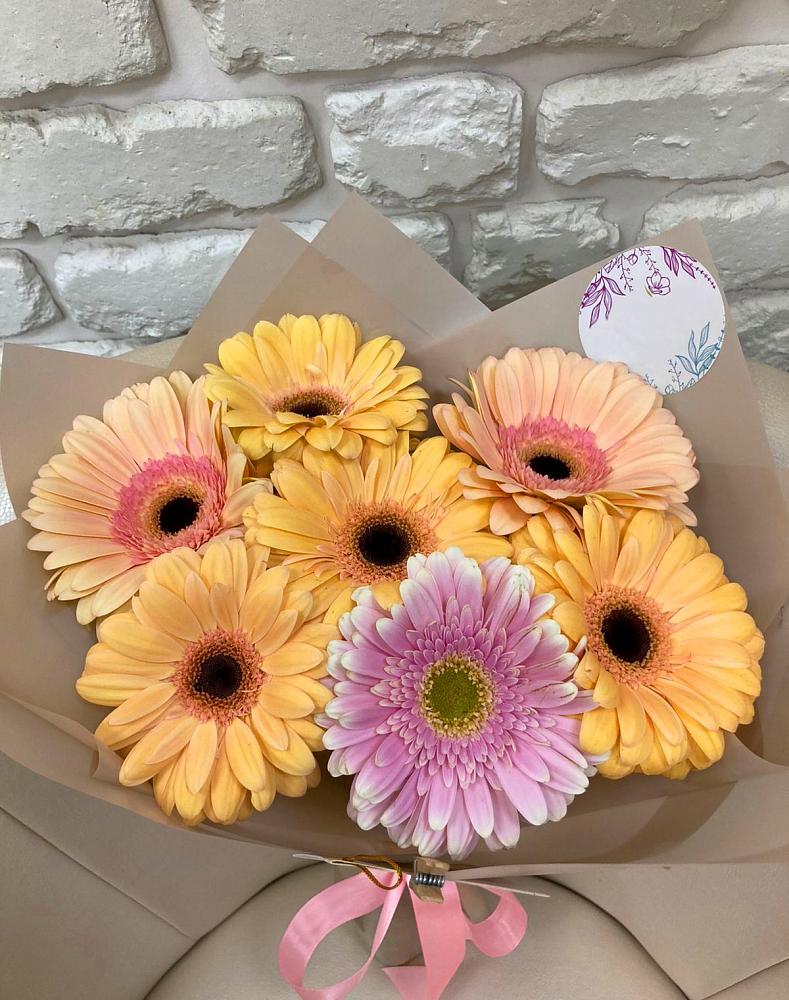 Букет цветов из: Герберы в Обушково
