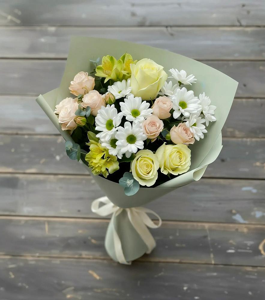 Букет цветов из: Альстромерии, Розы и Хризантемы в Обушково