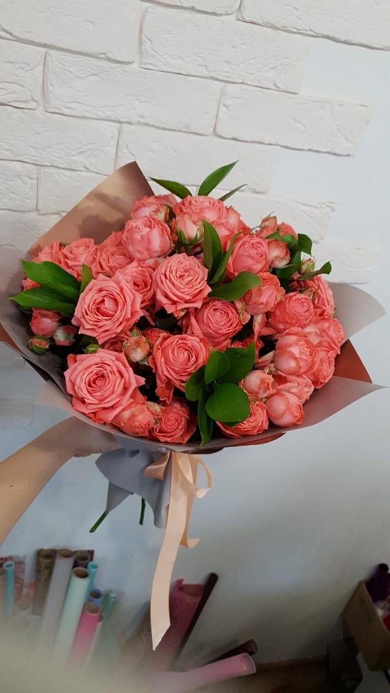 Букет цветов из: Розы в Обушково