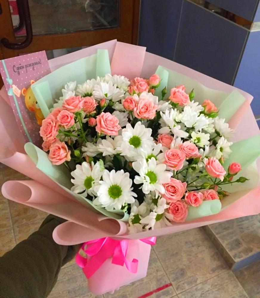 Букет цветов из: Розы и Хризантемы в Обушково