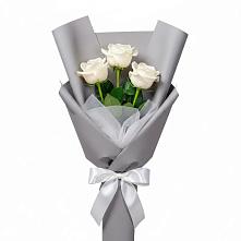 Букет 3 белые розы в Обушково
