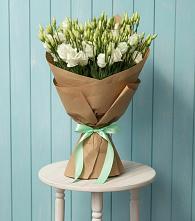 Букет цветов из:  Лизиантусы в Обушково