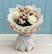 Букет цветов из:  Розы в Обушково