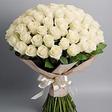 Букет 101 беля роза Белоснежка в Обушково