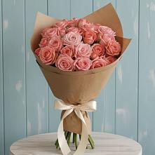 Букет цветов из:  Розы в Обушково