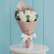 Букет цветов из:  Розы в Обушково
