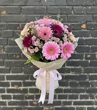 Букет цветов из:  Герберы и Хризантемы #REPLACE_PRED# Обушково