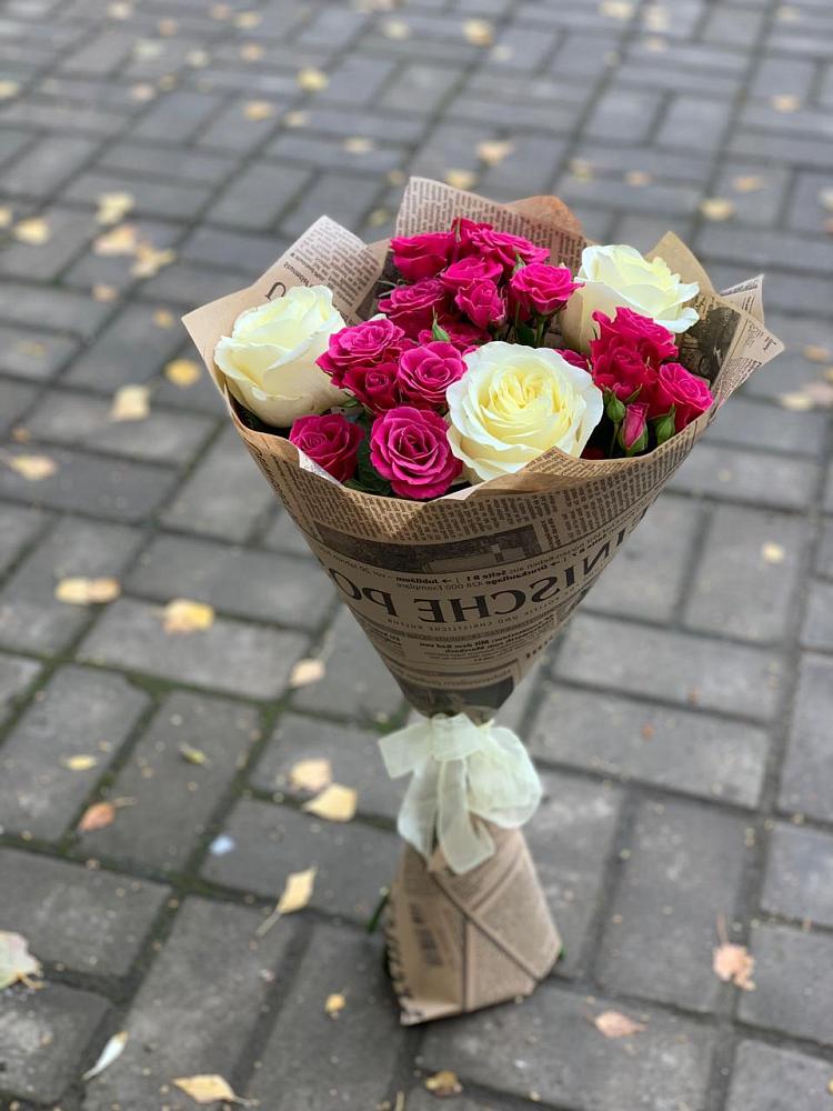 Букет цветов из: Розы в Обушково