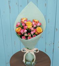 Букет цветов из:  Розы в Обушково